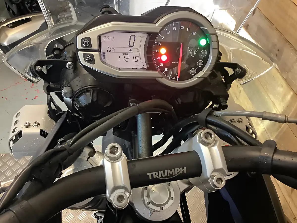 Used 2015 Triumph Tiger Xcx Blue - Interior and Exterior details 7