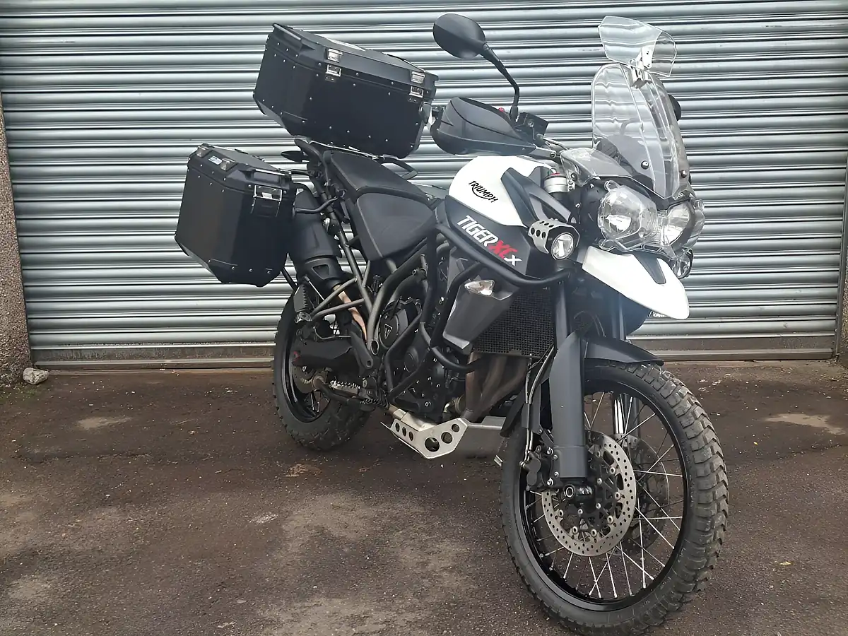 Used 2015 Triumph Tiger Xcx White - Interior and Exterior details 2