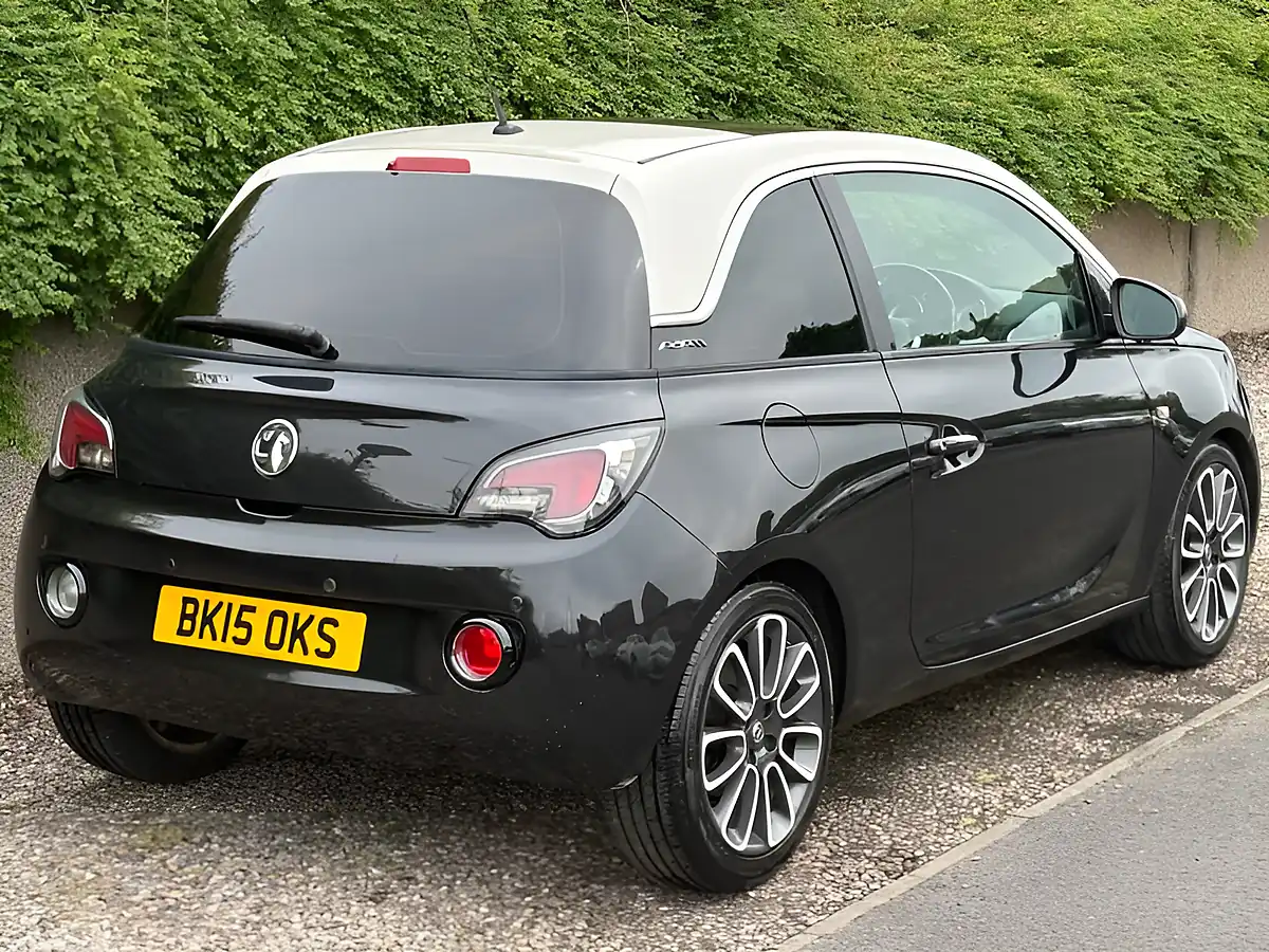 Used 2015 Vauxhall Adam Glam Black - Interior and Exterior details 10