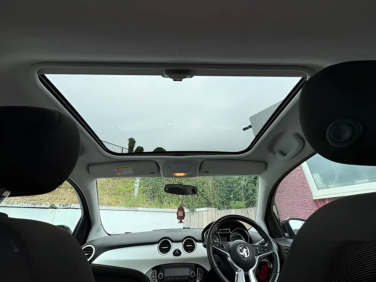 Used 2015 Vauxhall Adam Glam Black - Interior and Exterior details 12