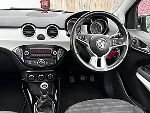 Used 2015 Vauxhall Adam Glam Black - Interior and Exterior details 14