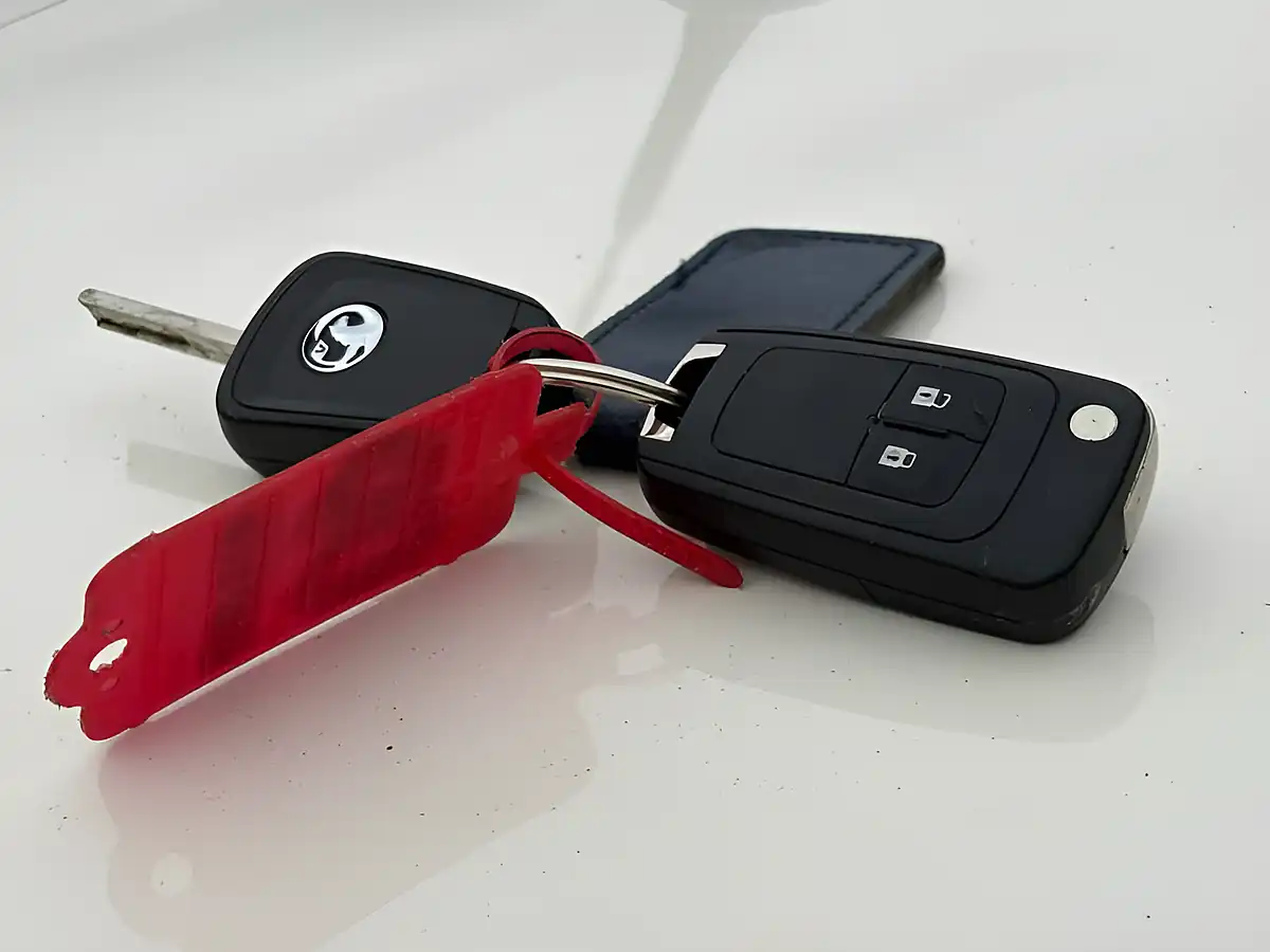 Used 2015 Vauxhall Adam Glam Black - Interior and Exterior details 17