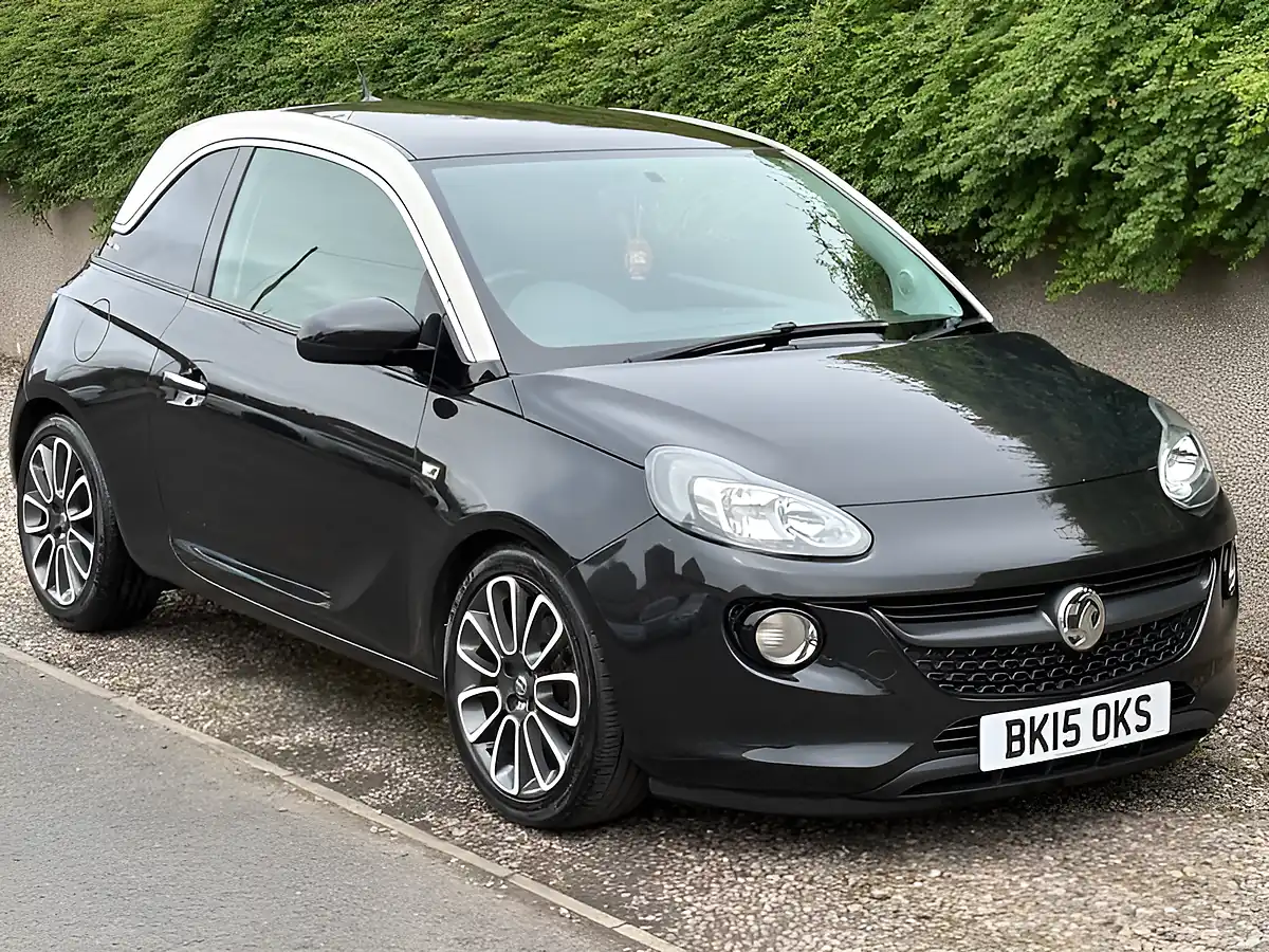 Used 2015 Vauxhall Adam Glam Black - Interior and Exterior details 4