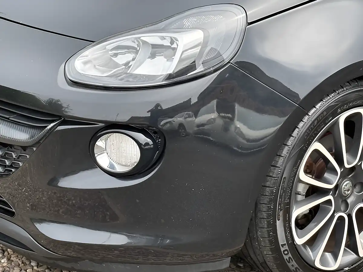 Used 2015 Vauxhall Adam Glam Black - Interior and Exterior details 7