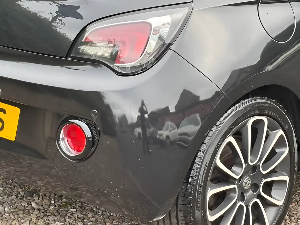 Used 2015 Vauxhall Adam Glam Black - Interior and Exterior details 9