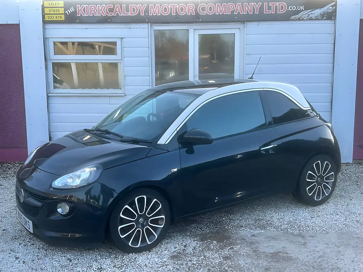 Used 2015 Vauxhall Adam Glam Black - Interior and Exterior details 2