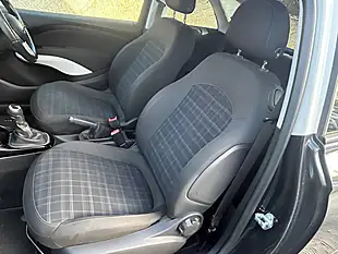 Used 2015 Vauxhall Adam Glam Black - Interior and Exterior details 7