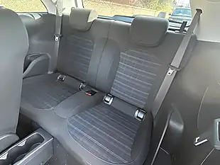 Used 2015 Vauxhall Adam Glam Black - Interior and Exterior details 8