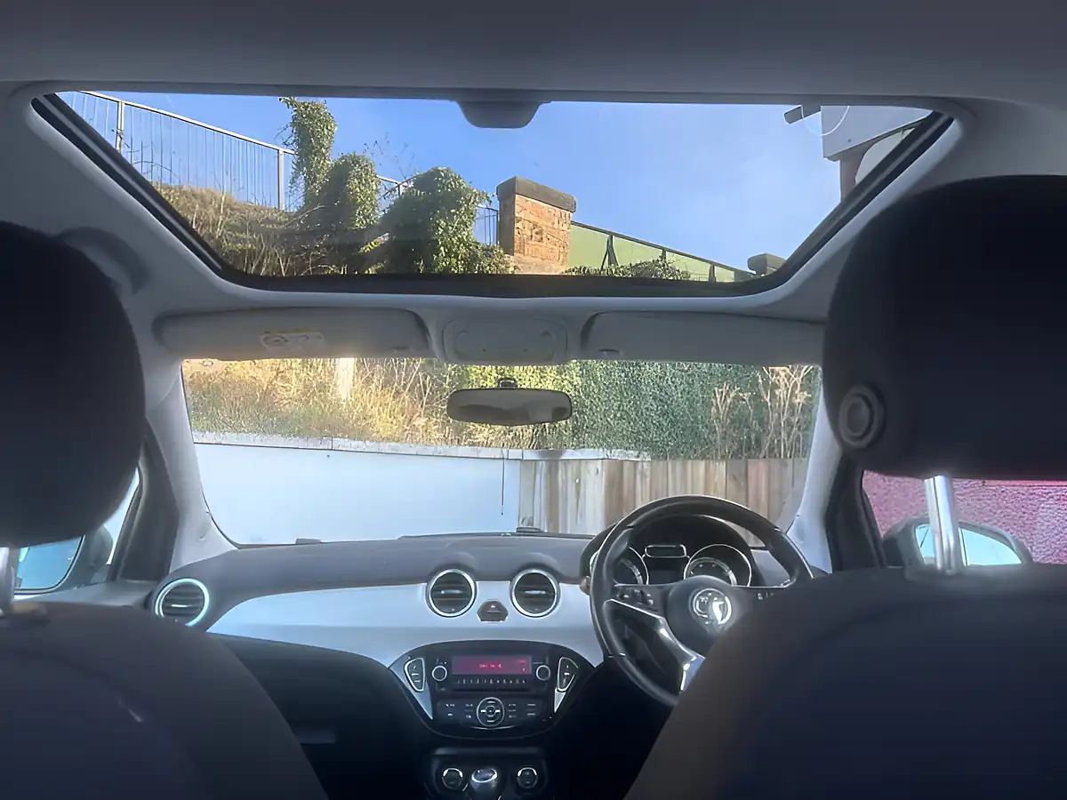 Used 2015 Vauxhall Adam Glam Black - Interior and Exterior details 9