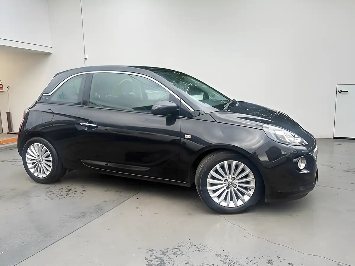 Used 2015 Vauxhall Adam Glam Black - Front View