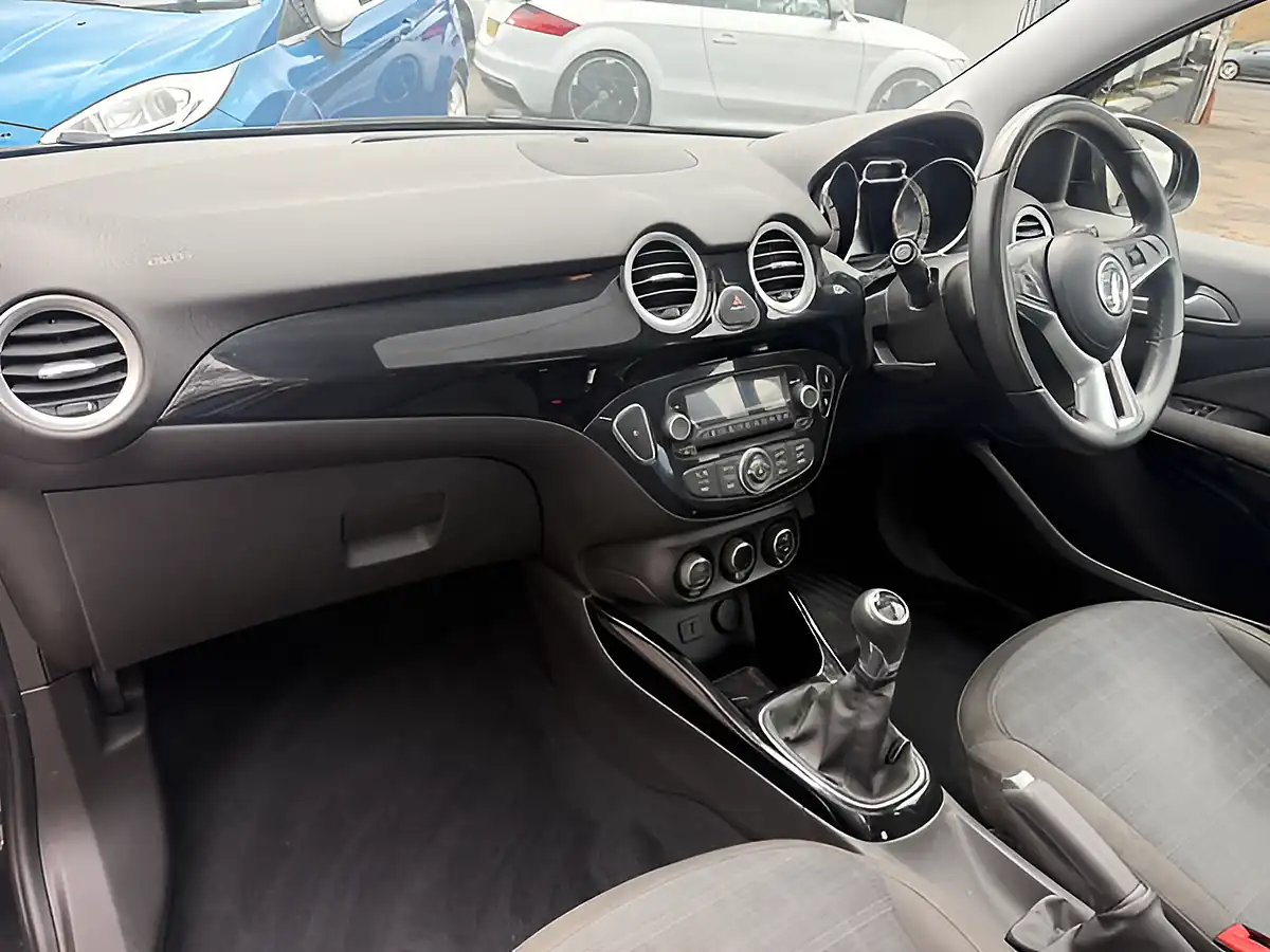 Used 2015 Vauxhall Adam Glam Black - Interior and Exterior details 11