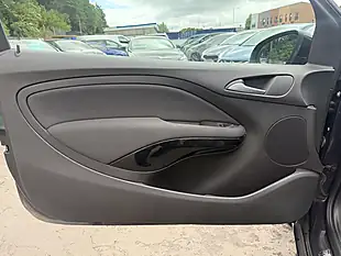 Used 2015 Vauxhall Adam Glam Black - Interior and Exterior details 13