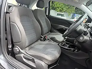 Used 2015 Vauxhall Adam Glam Black - Interior and Exterior details 15