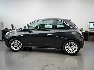 Used 2015 Vauxhall Adam Glam Black - Interior and Exterior details 6