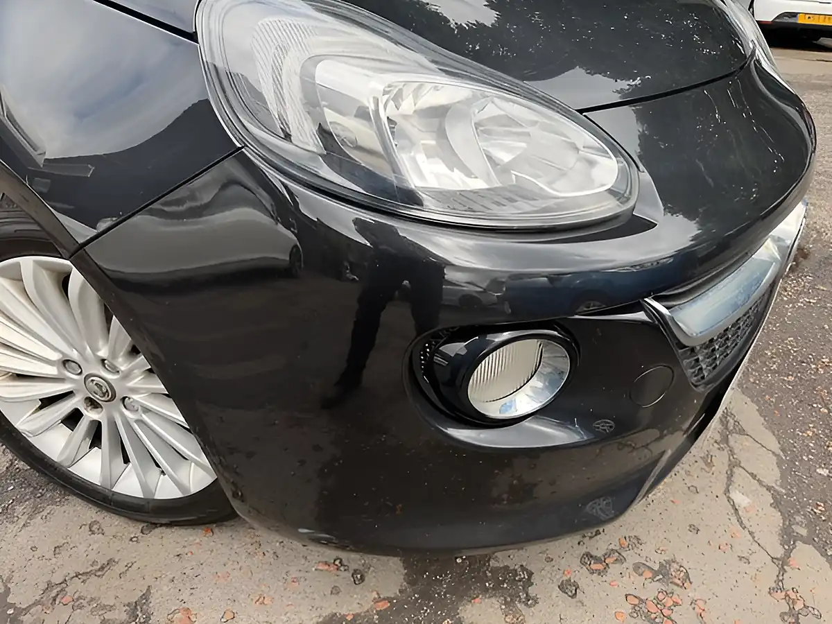 Used 2015 Vauxhall Adam Glam Black - Interior and Exterior details 9