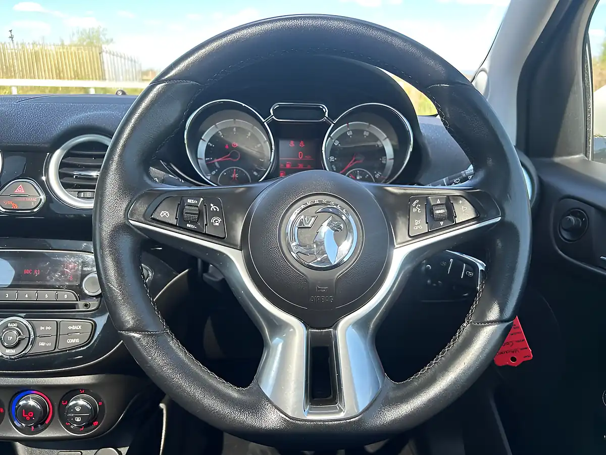 Used 2015 Vauxhall Adam Glam Blue - Interior and Exterior details 16