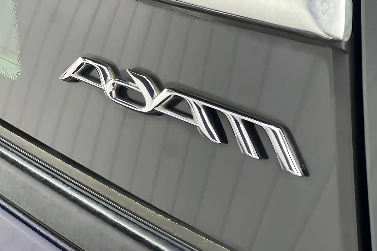Used 2015 Vauxhall Adam Glam Blue - Interior and Exterior details 11