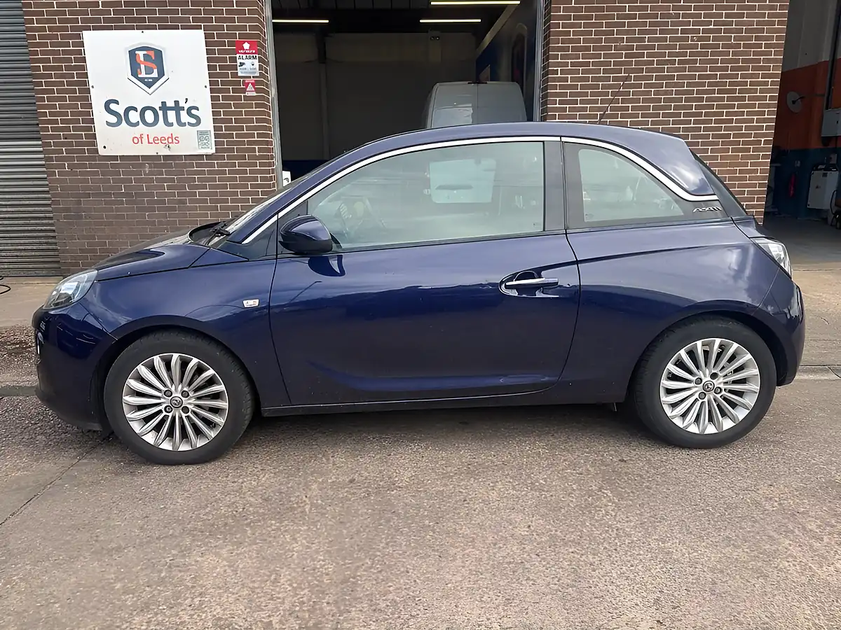 Used 2015 Vauxhall Adam Glam Blue - Interior and Exterior details 4