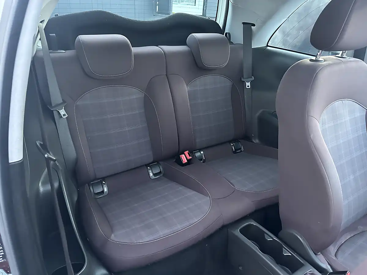 Used 2015 Vauxhall Adam Glam Red - Interior and Exterior details 17