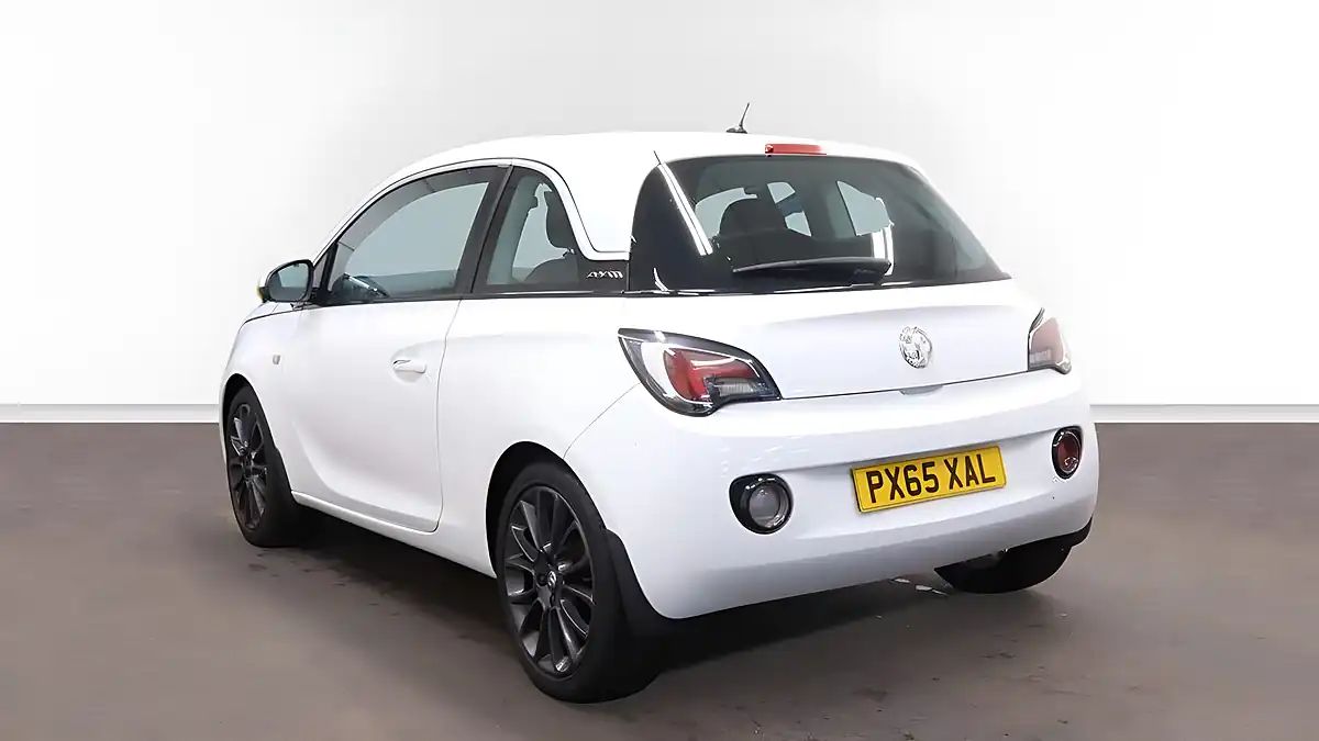 Used 2015 Vauxhall Adam Glam White - Interior and Exterior details 3