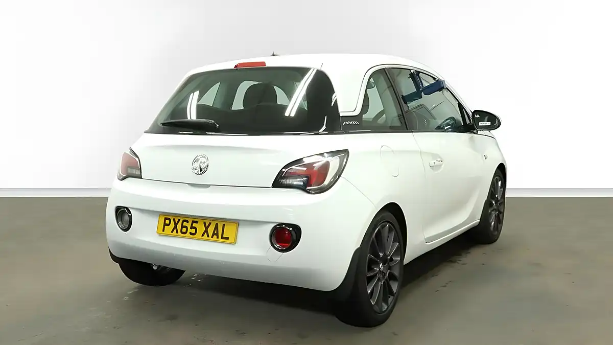 Used 2015 Vauxhall Adam Glam White - Interior and Exterior details 4