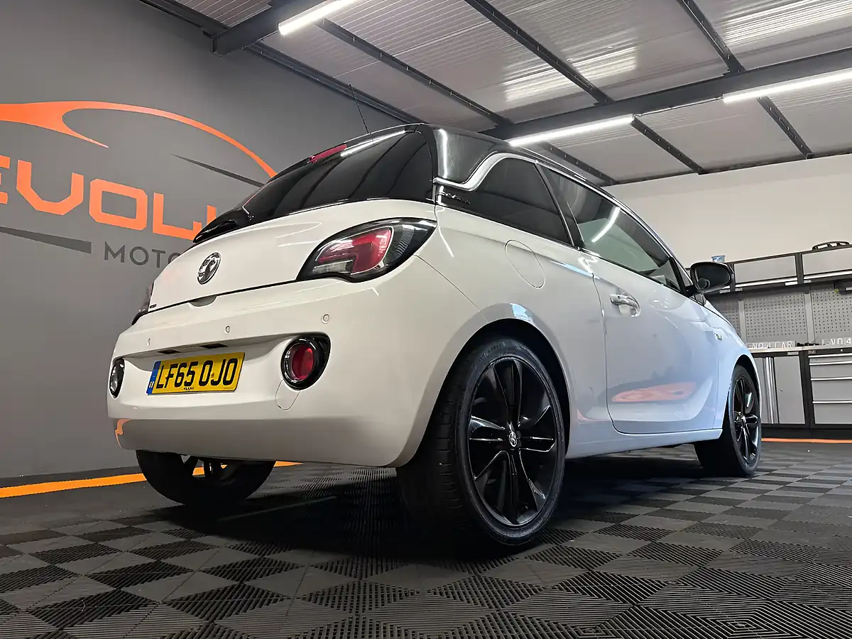 Used 2015 Vauxhall Adam Glam White - Interior and Exterior details 12