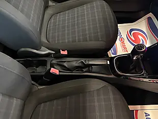 Used 2015 Vauxhall Adam Glam White - Interior and Exterior details 16
