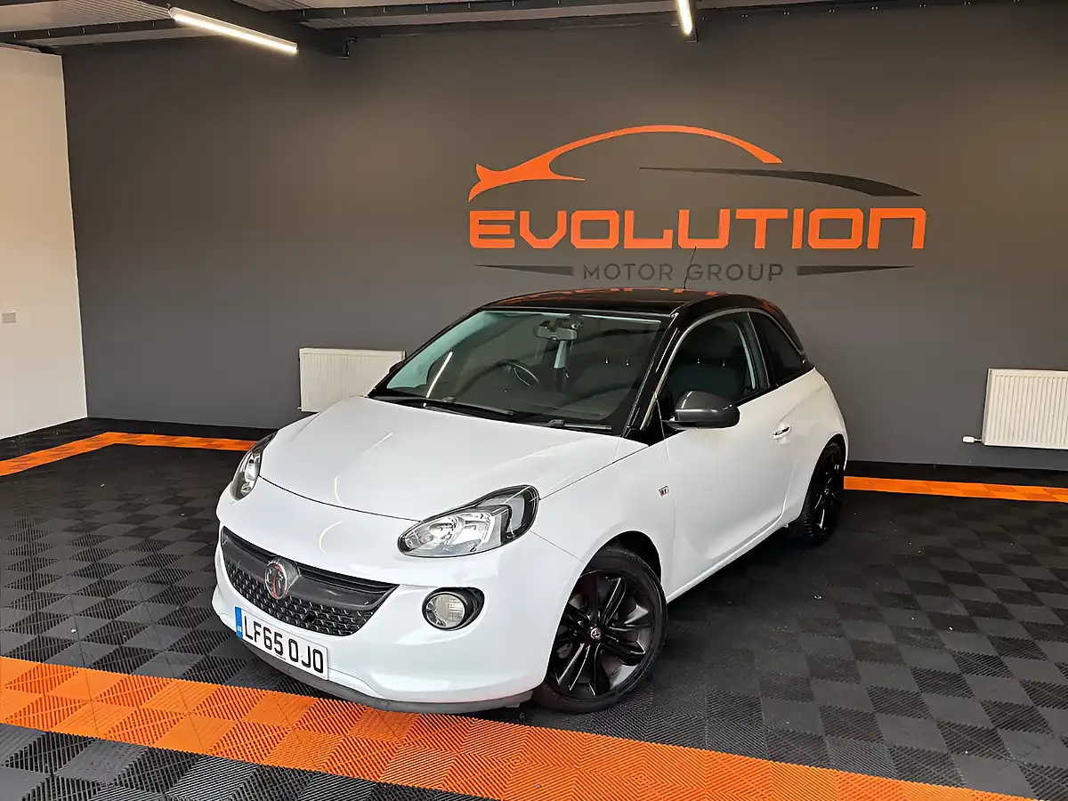 Used 2015 Vauxhall Adam Glam White - Interior and Exterior details 4