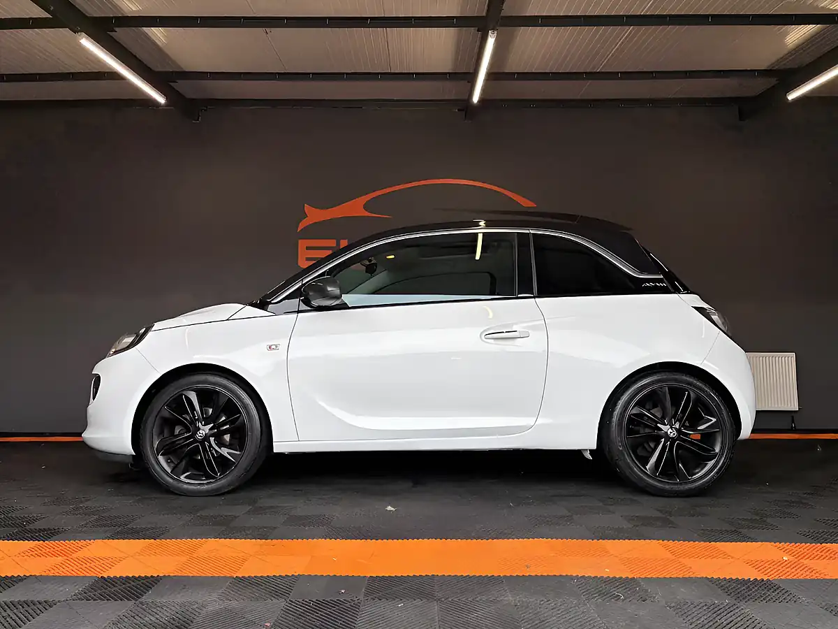 Used 2015 Vauxhall Adam Glam White - Interior and Exterior details 6