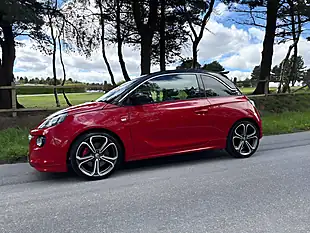 Used 2015 Vauxhall Adam Grand Slam Red - Interior and Exterior details 14