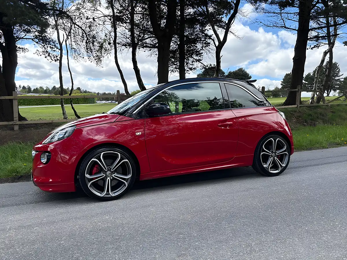 Used 2015 Vauxhall Adam Grand Slam Red - Interior and Exterior details 14
