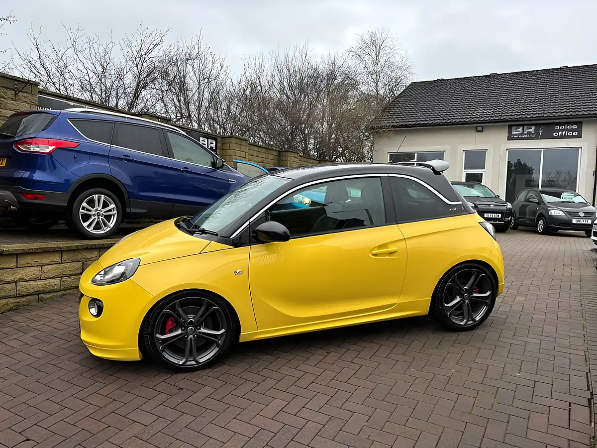 Used 2015 Vauxhall Adam Grand Slam Yellow - Interior and Exterior details 5