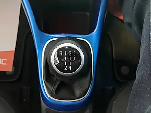 Used 2015 Vauxhall Adam Jam Blue - Interior and Exterior details 15