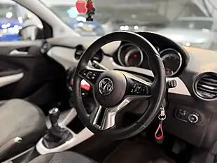 Used 2015 Vauxhall Adam Jam White - Interior and Exterior details 11