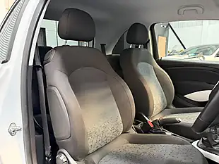 Used 2015 Vauxhall Adam Jam White - Interior and Exterior details 13