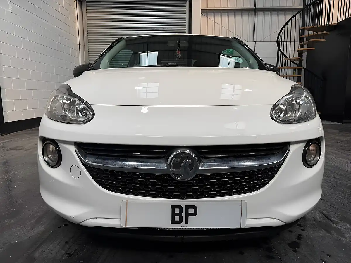 Used 2015 Vauxhall Adam Jam White - Interior and Exterior details 2