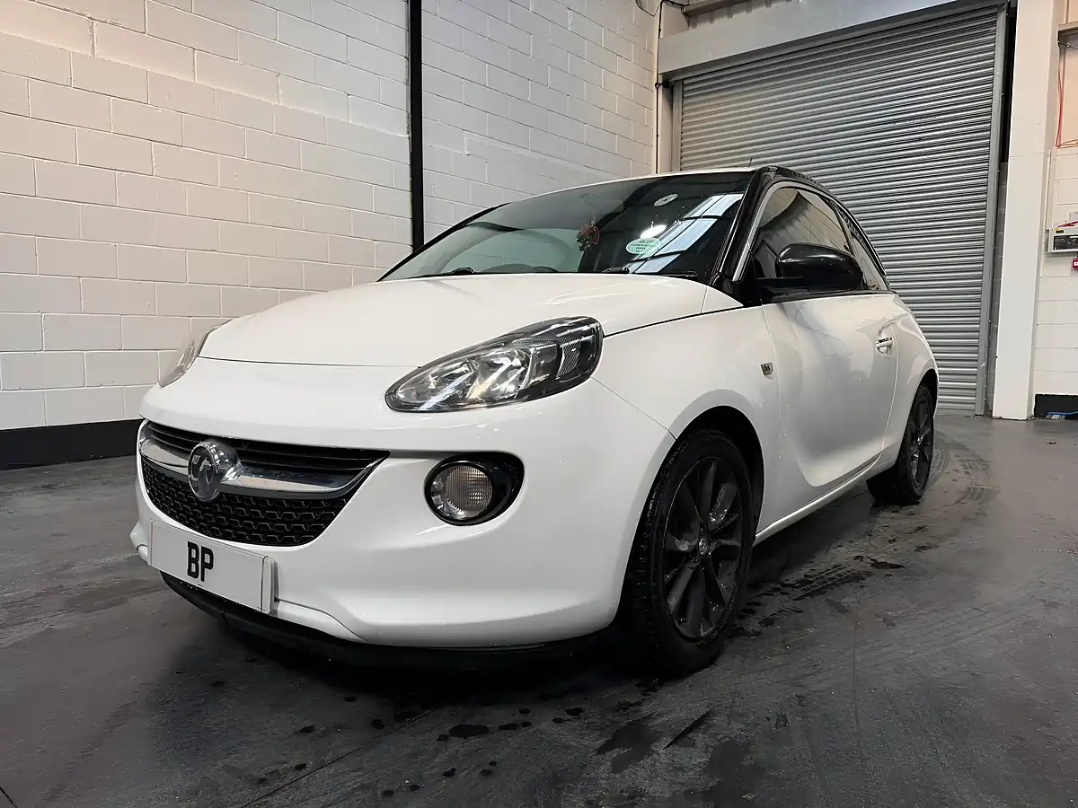 Used 2015 Vauxhall Adam Jam White - Interior and Exterior details 3
