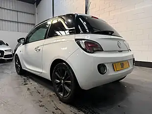 Used 2015 Vauxhall Adam Jam White - Interior and Exterior details 4