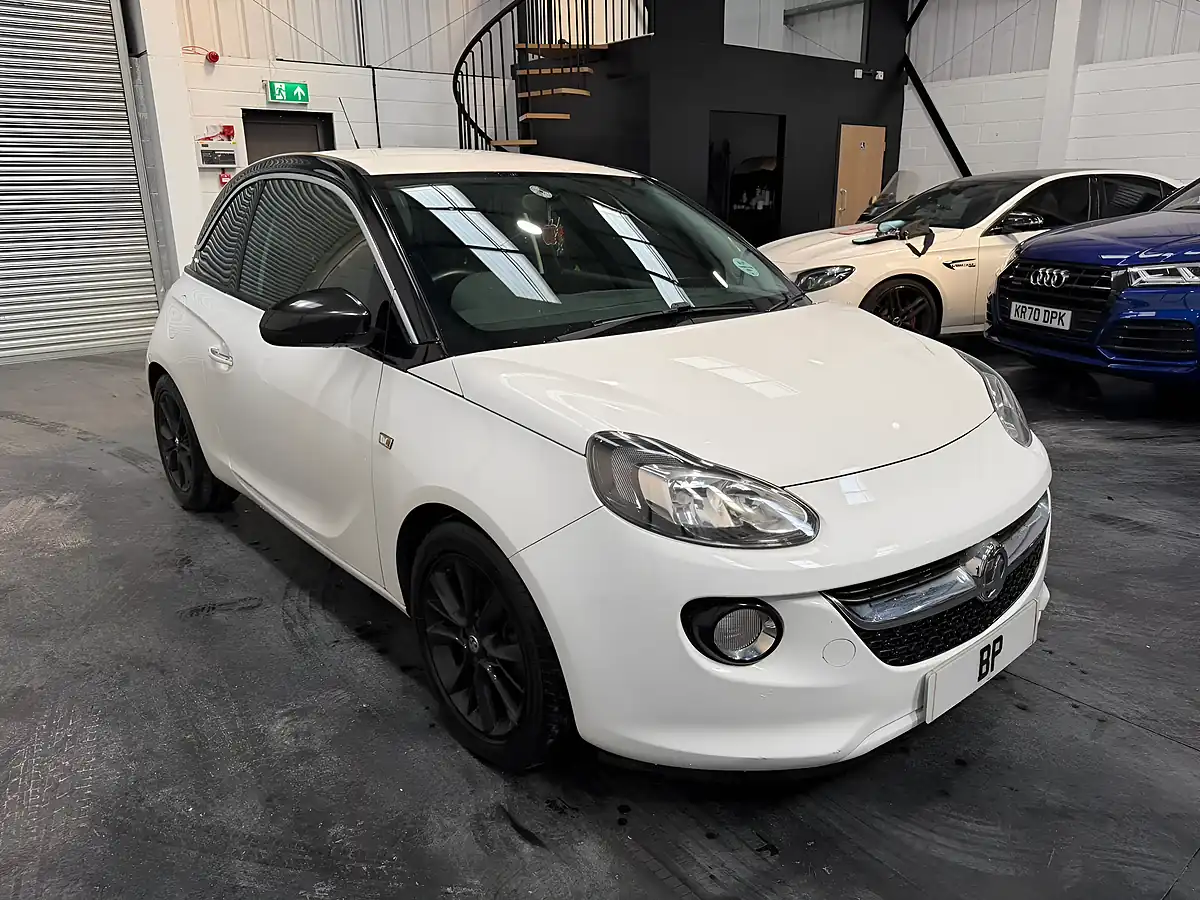 Used 2015 Vauxhall Adam Jam White - Interior and Exterior details 5