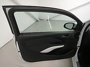 Used 2015 Vauxhall Adam Jam White - Interior and Exterior details 16