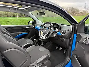 Used 2015 Vauxhall Adam Rocks Air Blue - Interior and Exterior details 13
