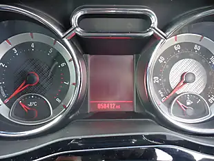 Used 2015 Vauxhall Adam Rocks Air - Interior and Exterior details 13