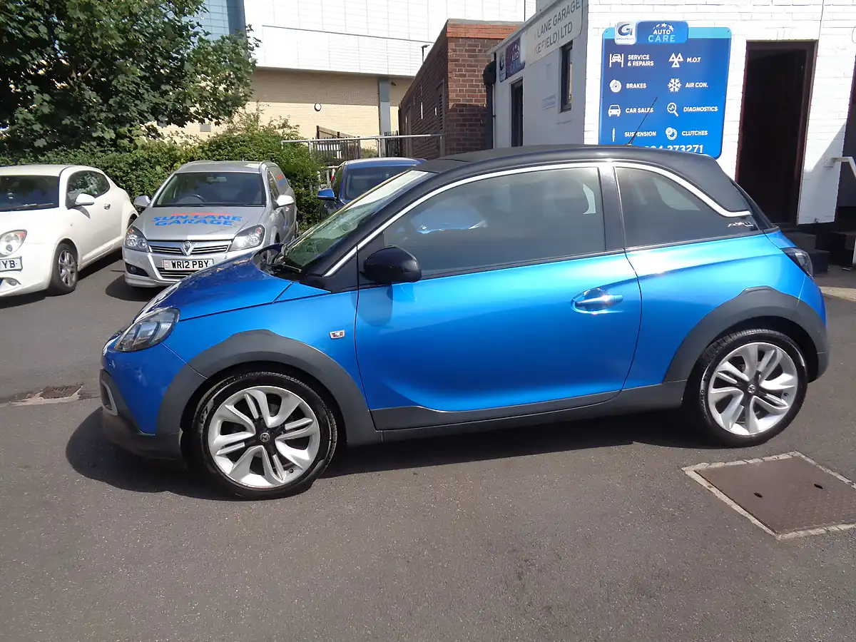 Used 2015 Vauxhall Adam Rocks Air - Interior and Exterior details 3