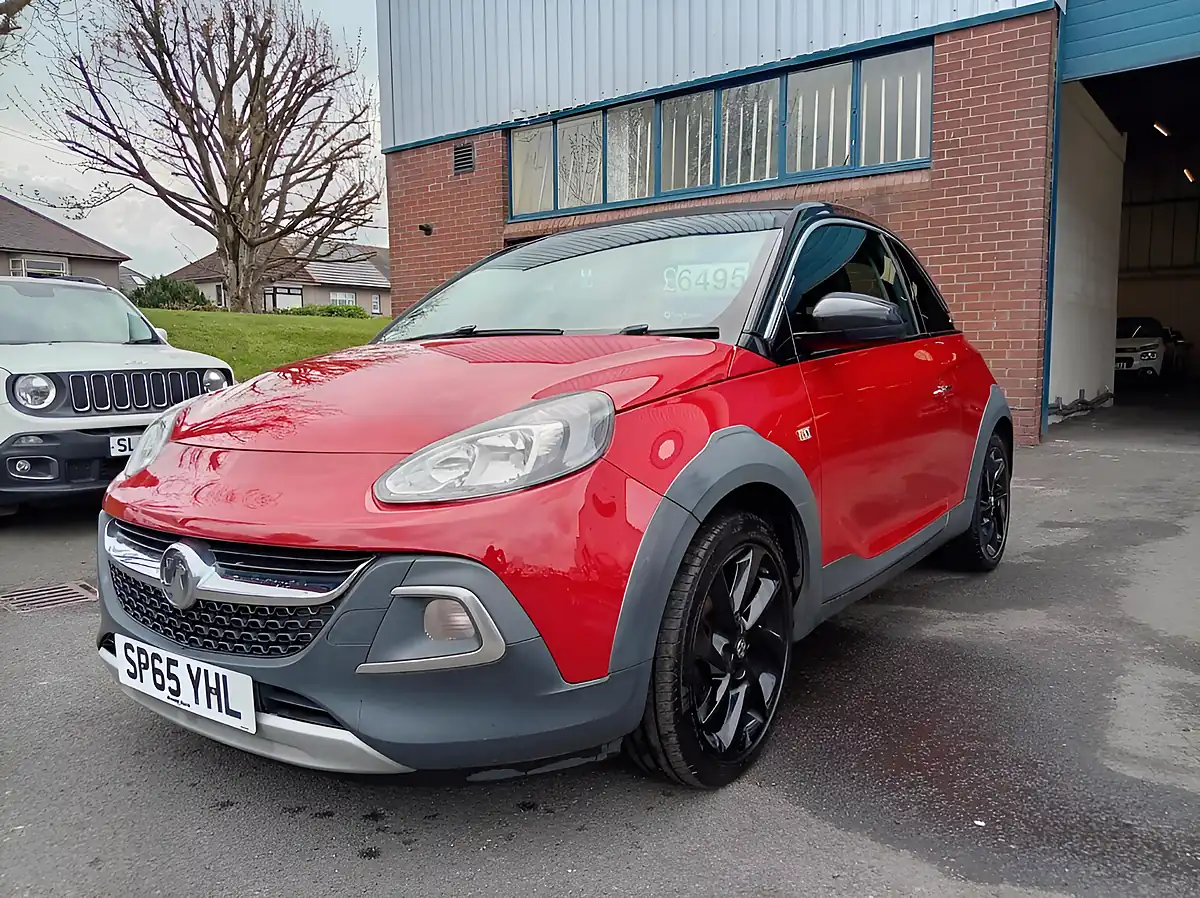 Used 2015 Vauxhall Adam Rocks Air Red - Front View