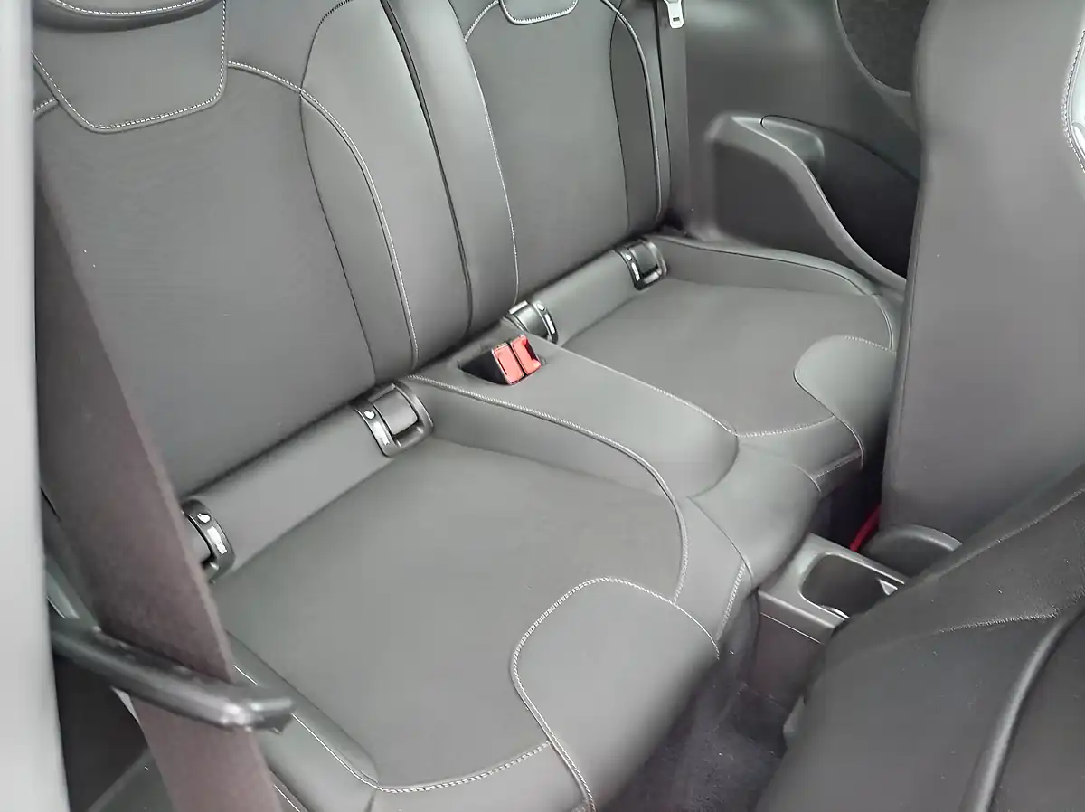 Used 2015 Vauxhall Adam Rocks Air Red - Interior and Exterior details 14
