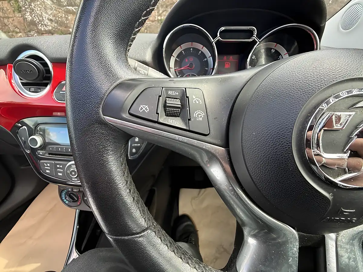 Used 2015 Vauxhall Adam Rocks Air Red - Interior and Exterior details 19