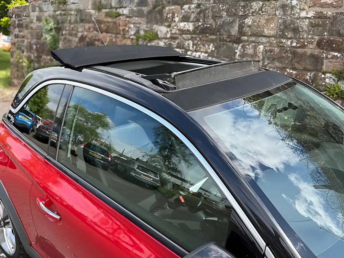 Used 2015 Vauxhall Adam Rocks Air Red - Interior and Exterior details 7