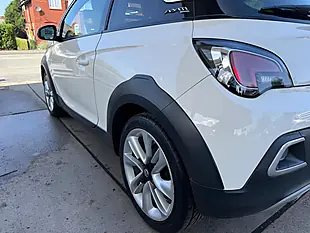 Used 2015 Vauxhall Adam Rocks Air White - Interior and Exterior details 11