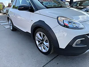 Used 2015 Vauxhall Adam Rocks Air White - Interior and Exterior details 13