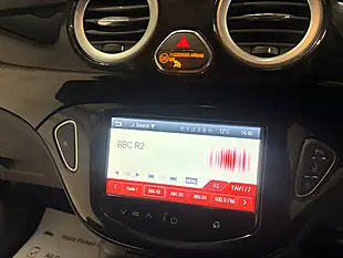Used 2015 Vauxhall Adam Rocks Air White - Interior and Exterior details 16